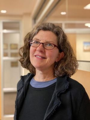 Julie Lindstrom