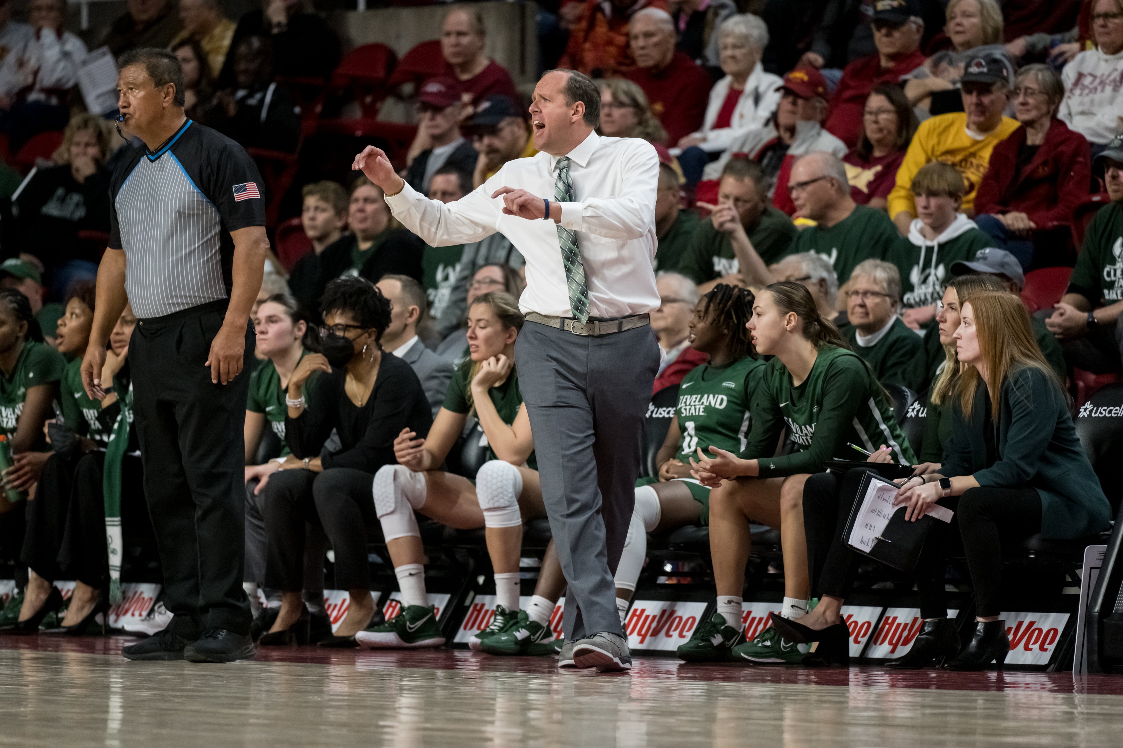 Women’s Basketball Head Coach Chris Kielsmeier Agrees to Contract Extension Through 2027-28 Season