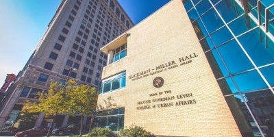 comprehensive and nationally certified development program for state and local public service leaders