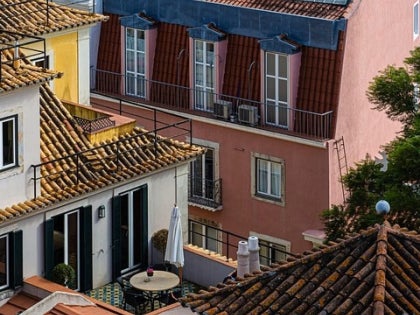 Some houses in a neighborhood