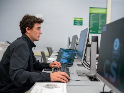 Student in the computer lab