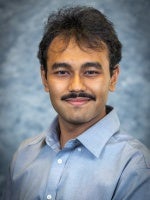 akshat shah headshot 2023